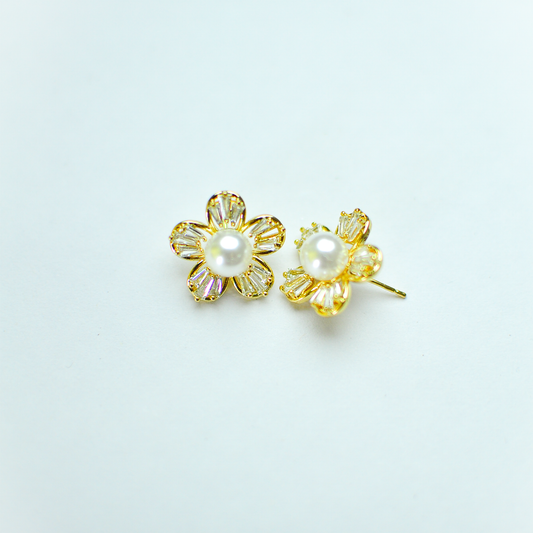 Seayona flower studs