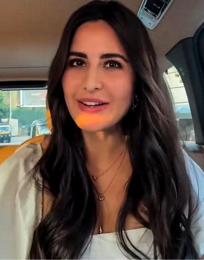 18K Gold Dainty Water Droplet Necklace | Elegant Pendant