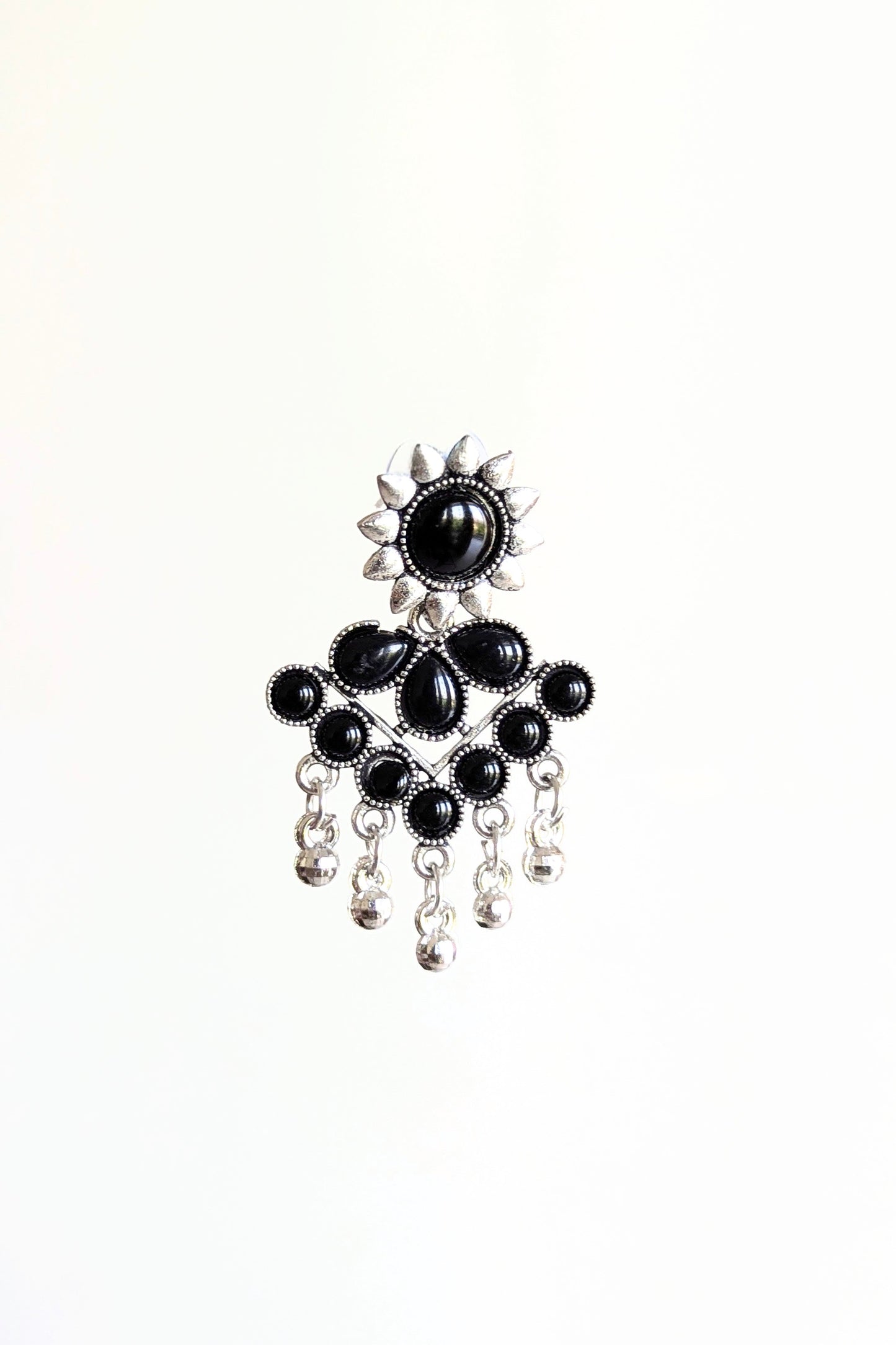 Seayona 16 Pair Jhumka Box