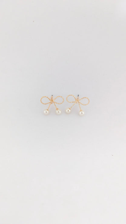 12 Pair Korean and Western Earrings Box